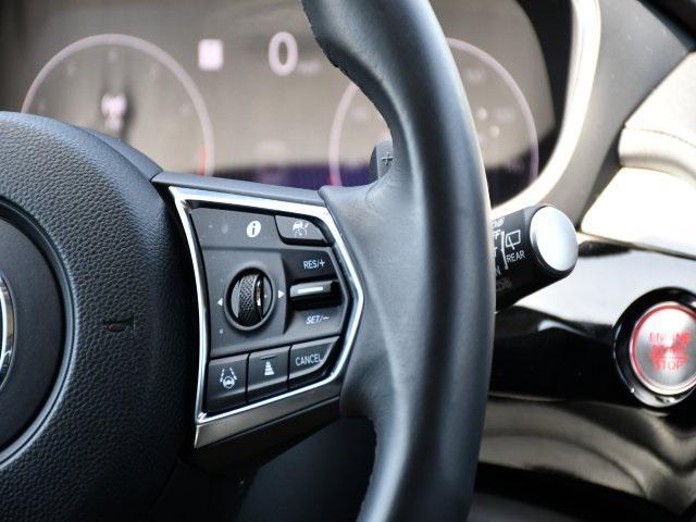 Photo of 2025 Majestic Black Pearl Acura MDX