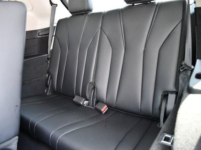 Photo of 2025 Majestic Black Pearl Acura MDX