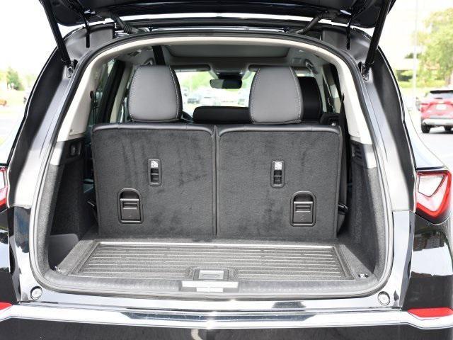 Photo of 2025 Majestic Black Pearl Acura MDX