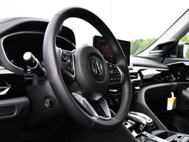Photo of 2025 Majestic Black Pearl Acura MDX