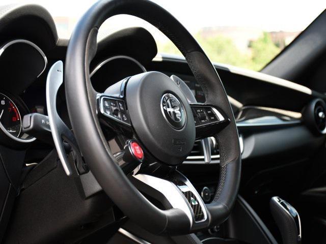Photo of 2023 Vulcano Black Metallic Alfa Romeo Stelvio