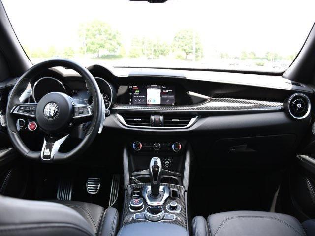 Photo of 2023 Vulcano Black Metallic Alfa Romeo Stelvio