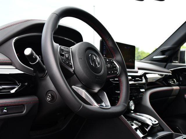 Photo of 2025 Liquid Carbon Metallic Acura MDX