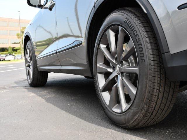 Photo of 2025 Liquid Carbon Metallic Acura MDX
