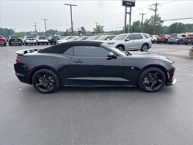 Photo of 2023 Black Chevrolet Camaro