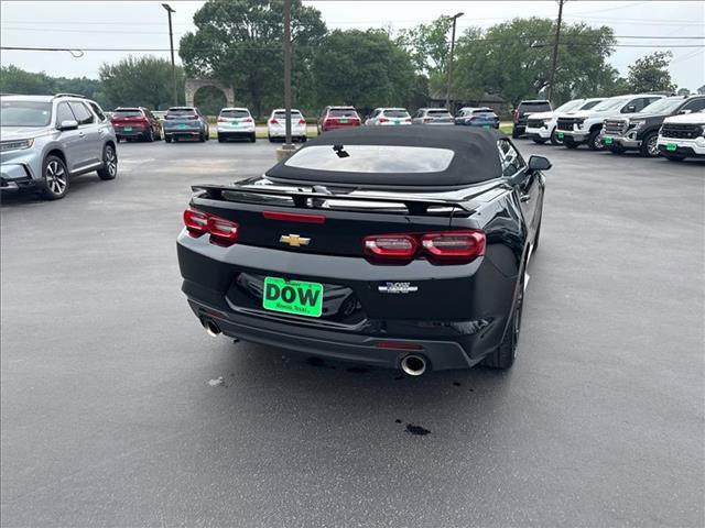 Photo of 2023 Black Chevrolet Camaro