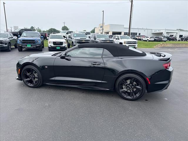 Photo of 2023 Black Chevrolet Camaro