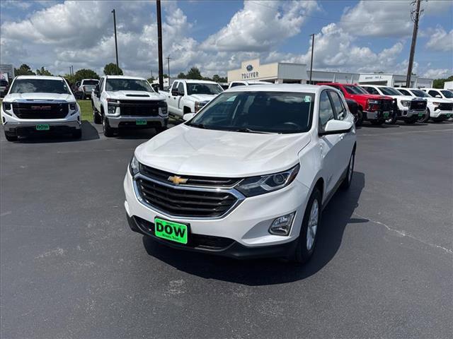 Photo of 2021 Iridescent Pearl Tricoat Chevrolet Equinox