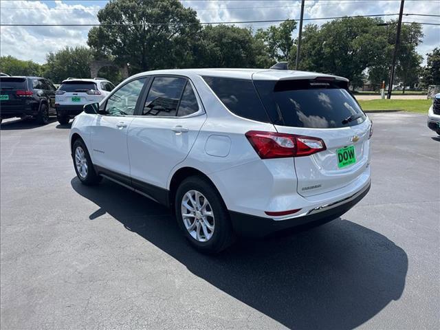 Photo of 2021 Iridescent Pearl Tricoat Chevrolet Equinox