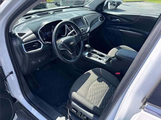Photo of 2021 Iridescent Pearl Tricoat Chevrolet Equinox