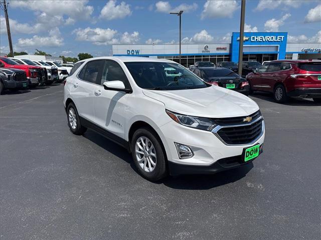 Photo of 2021 Iridescent Pearl Tricoat Chevrolet Equinox