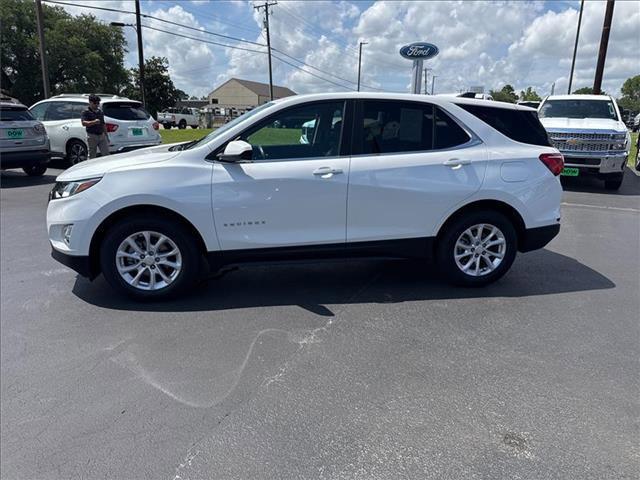 Photo of 2021 Iridescent Pearl Tricoat Chevrolet Equinox