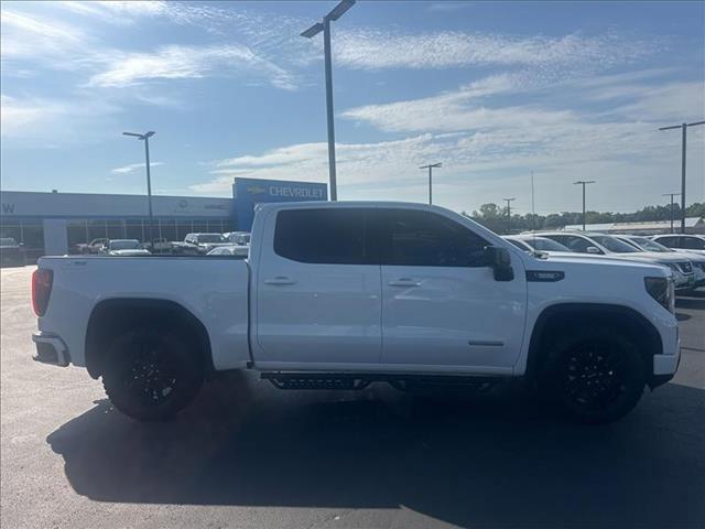 Photo of 2023 Summit White GMC Sierra 1500