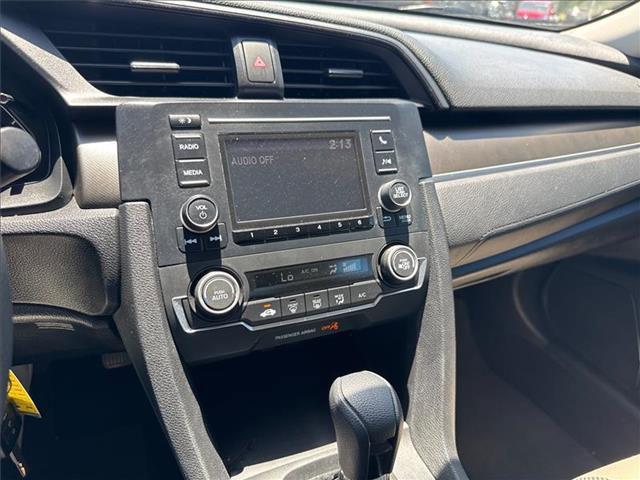 Photo of 2020 Platinum White Pearl Honda Civic