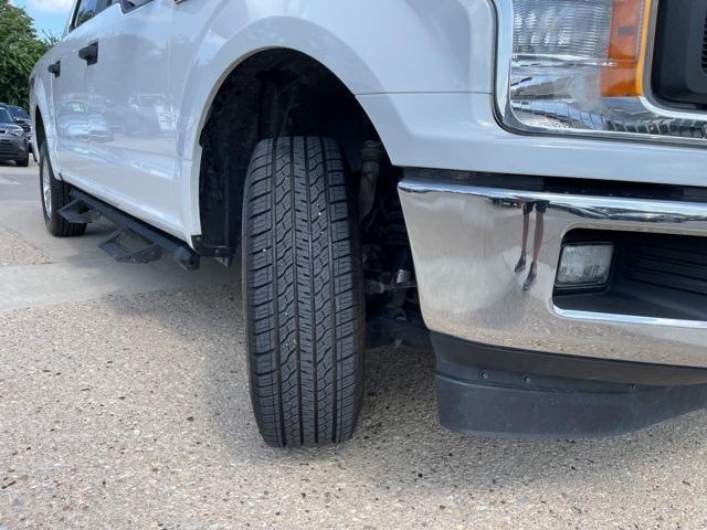 Photo of 2019 Oxford White Ford F-150