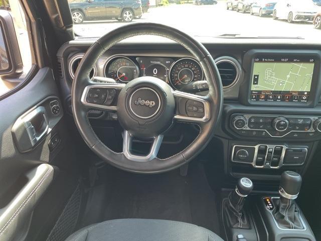 Photo of 2021 Black Clearcoat Jeep Gladiator