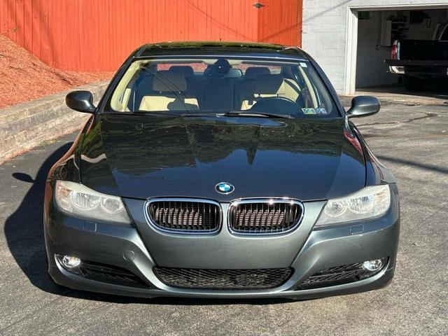 Photo of 2011 Green BMW 328