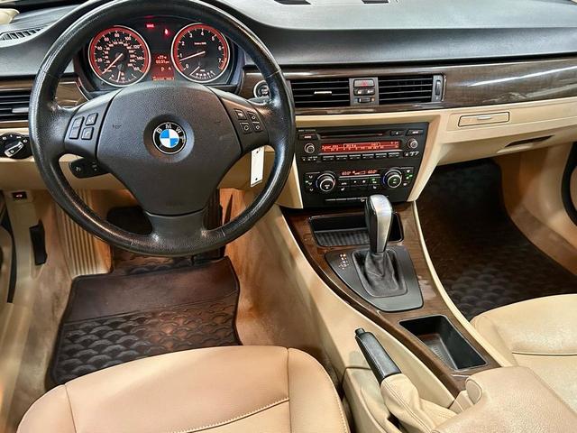 Photo of 2011 Green BMW 328