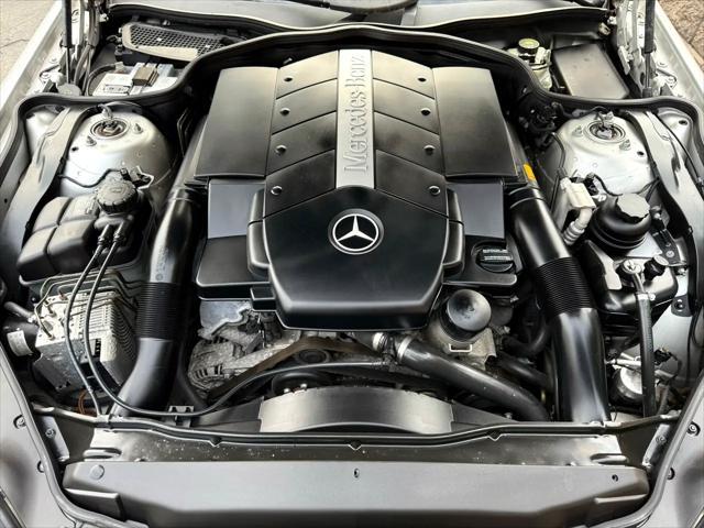 Photo of 2003 Silver Mercedes-Benz SL-Class
