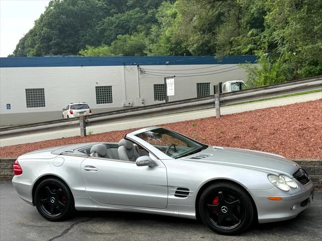 Photo of 2003 Silver Mercedes-Benz SL-Class