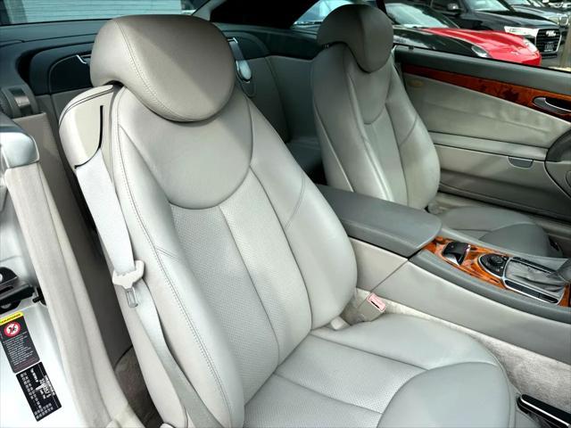 Photo of 2003 Silver Mercedes-Benz SL-Class