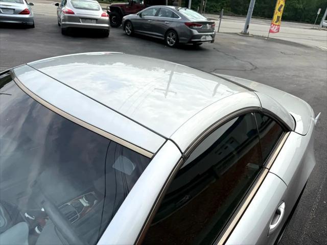 Photo of 2003 Silver Mercedes-Benz SL-Class