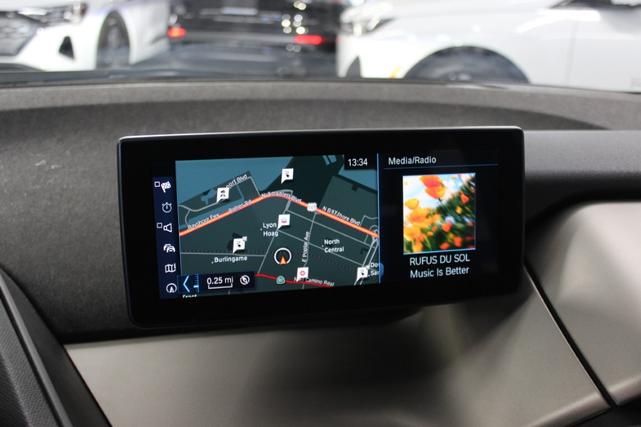 Photo of 2018 GRAY BMW i3