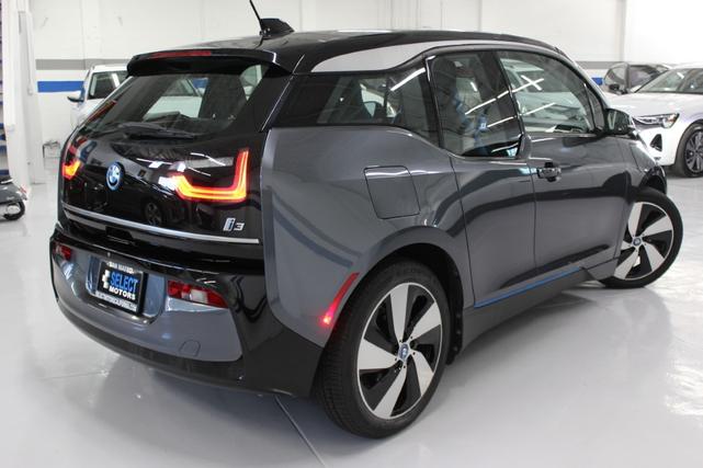 Photo of 2018 GRAY BMW i3