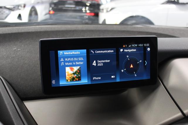 Photo of 2018 GRAY BMW i3