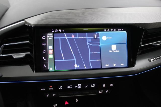 Photo of 2024 WHITE Audi Q4 e-tron Sportback
