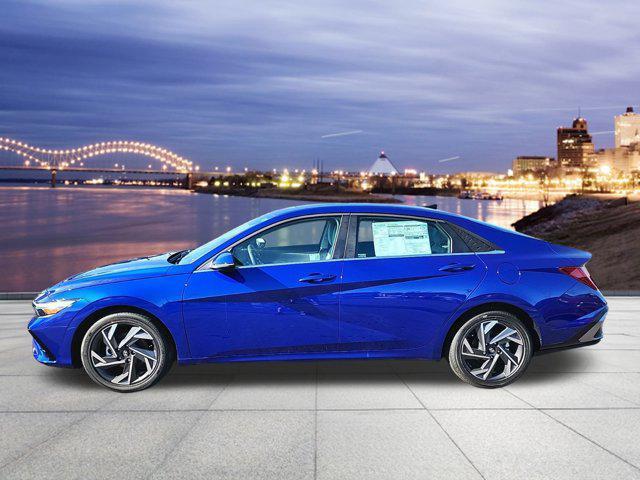 Photo of 2025 Intense Blue Hyundai ELANTRA