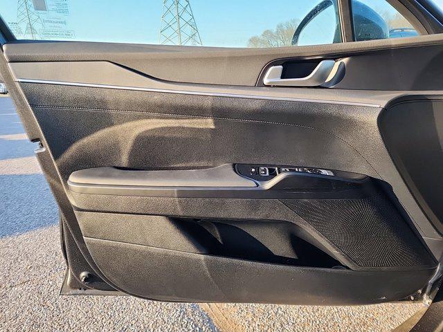 Photo of 2025 Interstellar Gray Kia K5