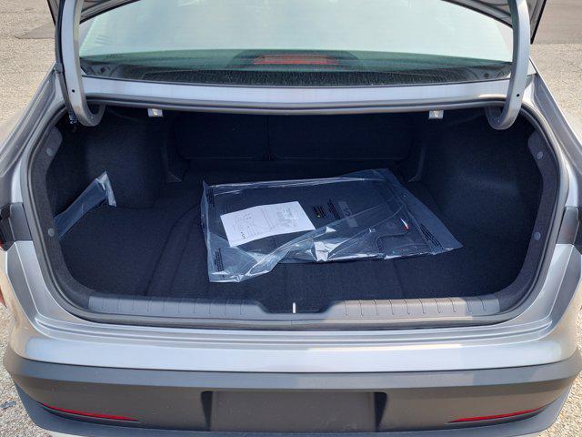 Photo of 2025 Steel Gray Kia K4