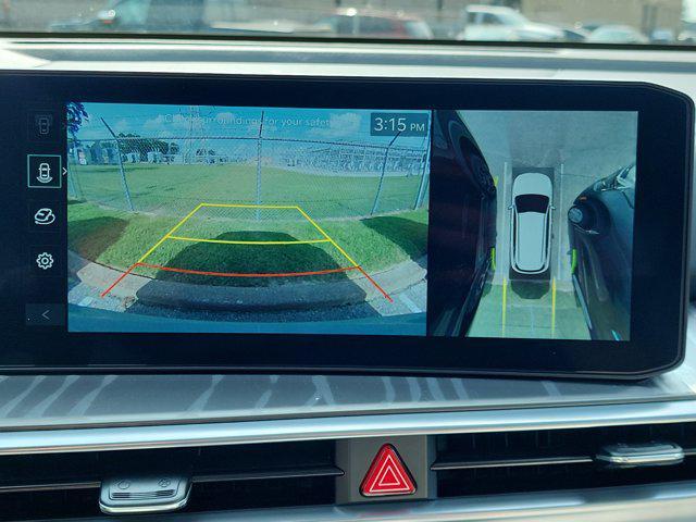 Photo of 2025 Wolf Gray Kia Sorento