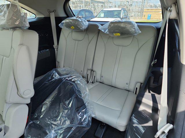 Photo of 2025 Wolf Gray Kia Sorento