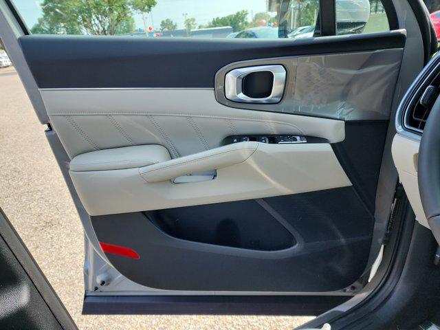 Photo of 2025 Wolf Gray Kia Sorento