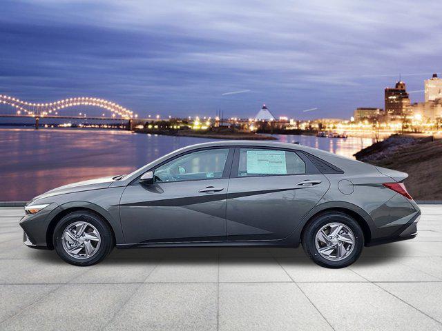 Photo of 2025 Amazon Gray Hyundai ELANTRA