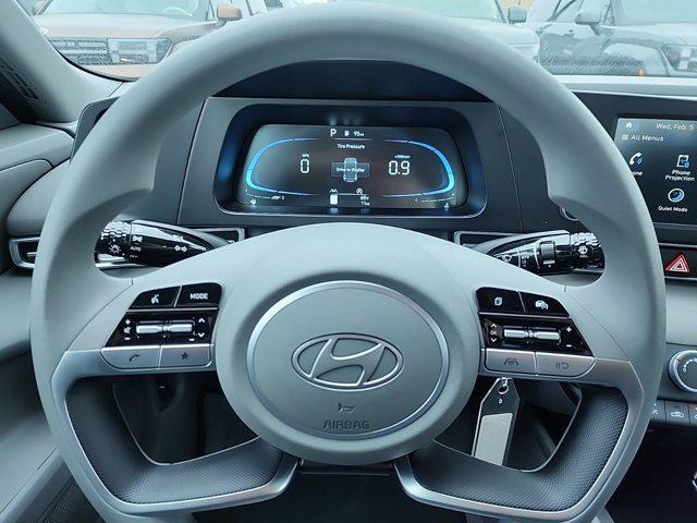 Photo of 2025 Ultimate Red Hyundai ELANTRA