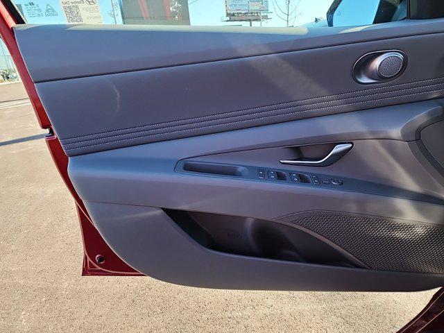 Photo of 2025 Ultimate Red Hyundai ELANTRA