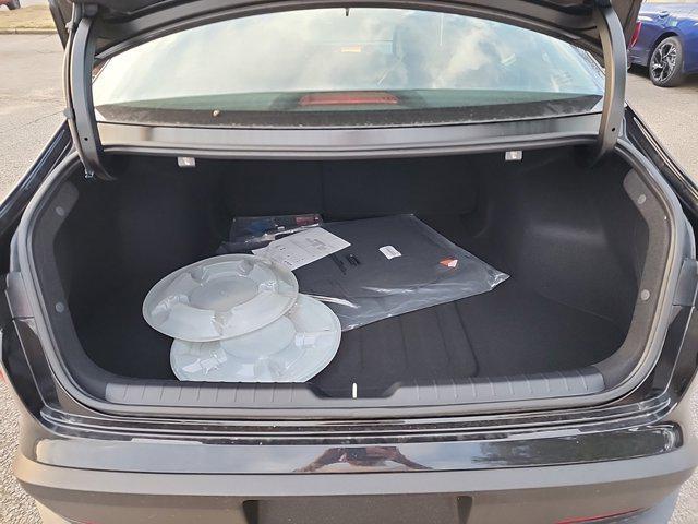 Photo of 2025 Aurora Black Pearl Kia K4