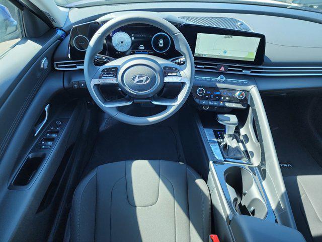 Photo of 2025 Intense Blue Hyundai ELANTRA