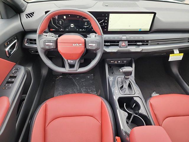 Photo of 2025 Snow White Pearl Kia K4