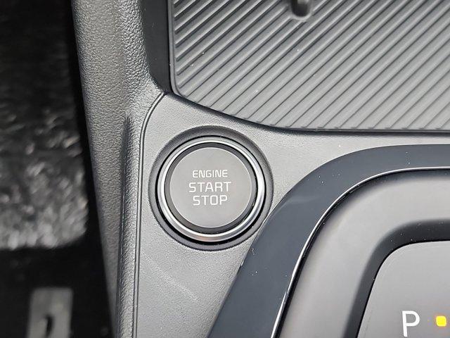Photo of 2025 Aurora Black Pearl Kia K4