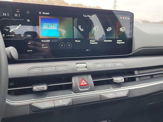 Photo of 2025 Aurora Black Pearl Kia K4