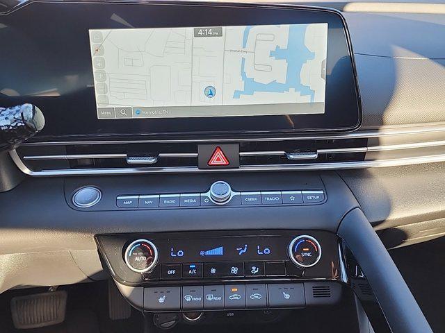 Photo of 2025 Fluid Metal Hyundai ELANTRA