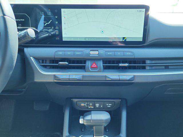 Photo of 2025 'AURORA BLACK PEARL' Kia K4