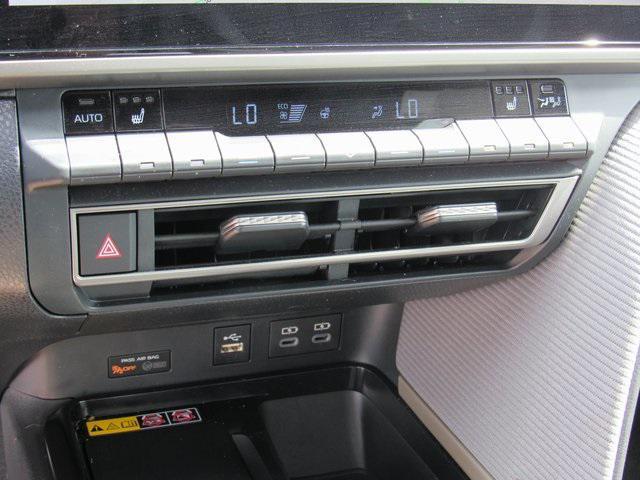 Photo of 2025 Silver Toyota Camry