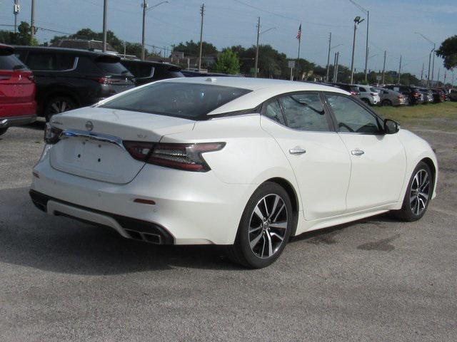 Photo of 2023 Pearl White Tricoat Nissan Maxima