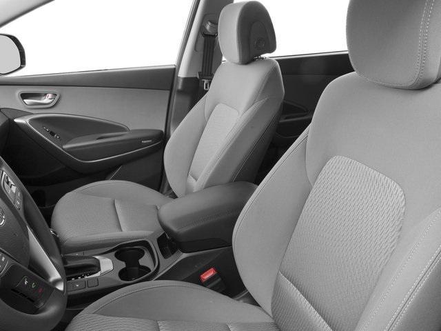 Photo of 2016 Circuit Silver Hyundai SANTA FE