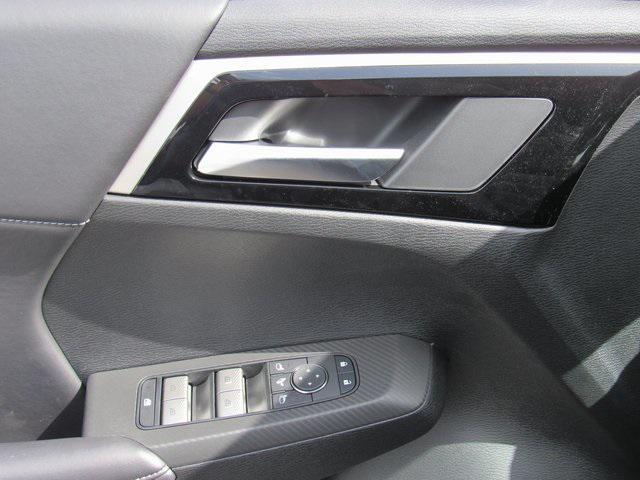 Photo of 2025 Black Diamond Mitsubishi Outlander